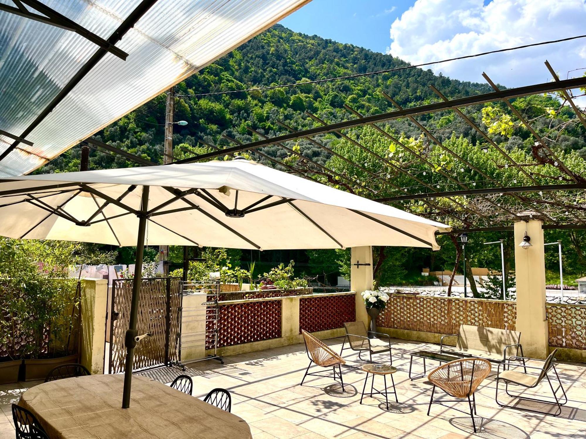 Appartement Terrasse Vue Lac Breil-sur-Roya Eksteriør billede